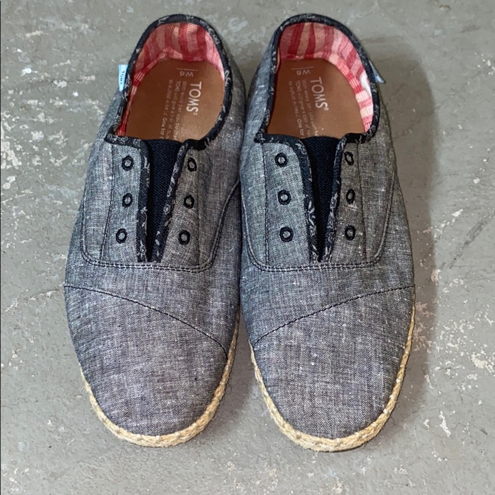 TOMS slip-ons (Women)